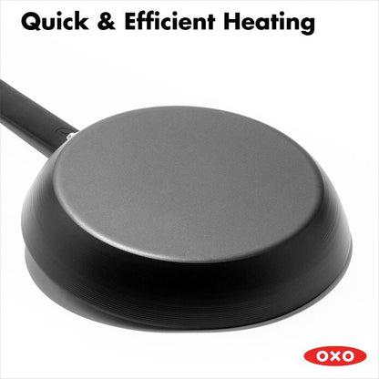 Carbon Steel Obsidian Series 8-Inch Frypan with Silicone Sleeve - US 4973