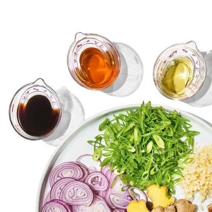 Mini Angled Measuring Cup - US 9446